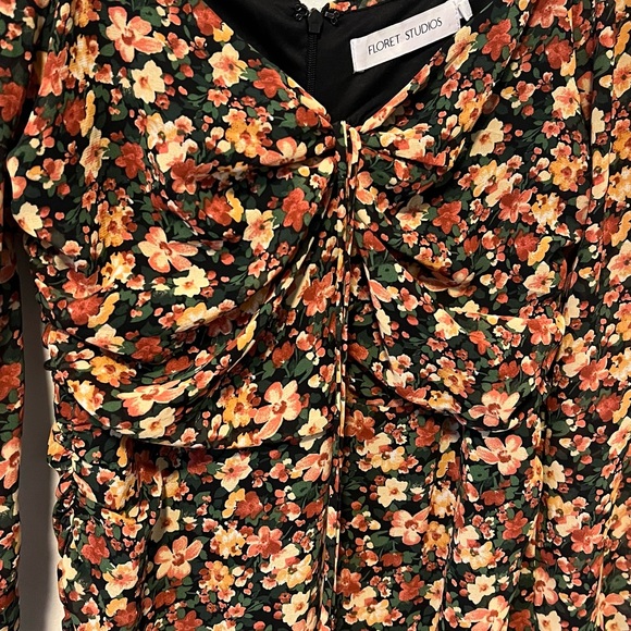 Floret Studios Ruched Floral Mini Dress - Picture 3 of 10